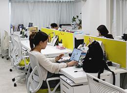 若手からベテランまで活躍する明るい雰囲気の職場です