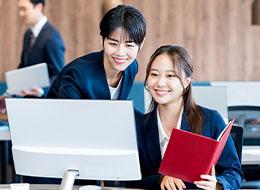 「普通のSESとは全然違います。派遣先の社員と同じ仕事ができるんです。」18年目／Yさん