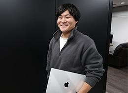 働き方は柔軟なのでリモートも活用できるのですが、橋本さんの話が聞きたくて毎日出社してしまいます！