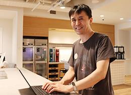 SRE・クラウドエンジニア/AWS,Terraform他/業界高シェアな自社サービス/裁量労働制×フルリモート