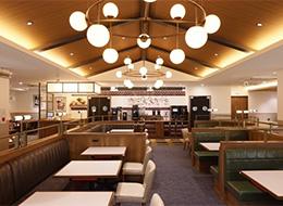 飲食スタッフ◇未経験・正社員デビュー歓迎◇賞与平均年間150万円支給◇社員の96％が年収UP◇研修充実