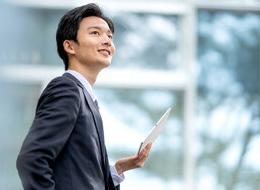 「お客様と直接話し、想いを形にする提案が何より楽しいです」