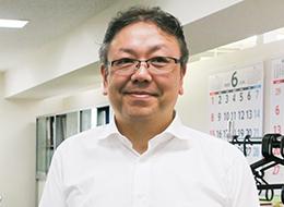 お客様と話す仕事は初めてでしたが、全国への出張などもあって楽しいです。