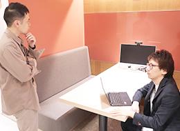 顔を付き合わせながら働くからこそ、チームワークも発揮できるのだと思います！（Iさん）