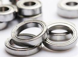 商社営業(機械部品等)／年間休日127日／残業代全額支給／賞与年2回／30代～50代が活躍／大手有名企業と取引