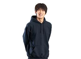 Oさん「初めての秋田での生活。車は会社が貸与してくれるので安心です」