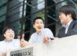 「何に向いているか分からない」という方も歓迎。専任スタッフが、親身になって相談に乗ります