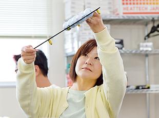 完全週休2日制で祝日も休み、さらに産前産後・育児休暇の取得実績もあり、長期的に働ける環境です。