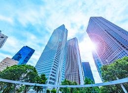 開発エンジニア*岡山/大阪募集*受託開発あり*上流工程から携われる*UIターン歓迎*残業10h以下*リモート有