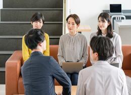 ITエンジニア／リモート可／AI・Web・ゲーム案件多数／賞与4ヶ月分／年休123日／残業月10h以下