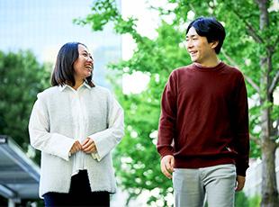 年休126日／リモートワーク／フレックスタイム制など、プライべートも大切にできる環境を整えています。