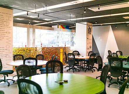 ライフイズテック株式会社