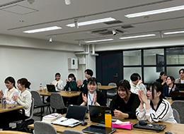 入社10ヶ月目で11の資格を取得し、毎月10万円の手当をもらっている先輩もいます！