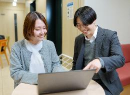 20代・30代を中心としたメンバーが活躍中。