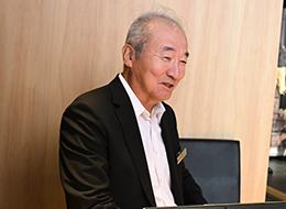 洗車や整備をする際は基本室内のため、天候に左右されず快適空間で働けることもポイントです。