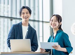 開発エンジニア◆リモートあり◆残業月平均8.7h◆お子様が小学校6年生になるまで時短可◆男性の育休取得実績あり