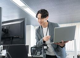 ゼロから育てる文化で安心成長！明るく柔らかい雰囲気の中でITスキルを習得が可能です！