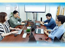 エンジニア(PG)｜防衛省向け開発｜50代～60代活躍｜賞与あり｜年休122日｜家賃月2.5万円の社宅あり