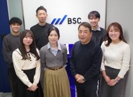 初級エンジニア＃未経験者積極採用中＃入社後3ヵ月の研修あり＃年間休日124日＃初年度から有休20日