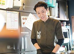 マネジメントだけでなく、お店作りや運営に深く携われます！