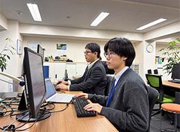 エンジニア業務に関わらず、意欲旺盛な方を歓迎します！