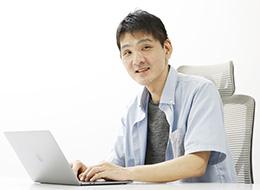 面接を担当する中山部長。ワークライフバランスや日常生活の支援も積極的に行っています。