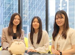 服装自由・ネイルOKなので、あなたらしいオシャレも楽しみながら働けます！