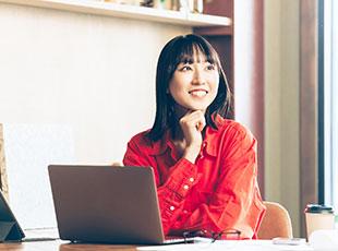 憧れの動画編集やWebデザイン案件に未経験からチャレンジできます！