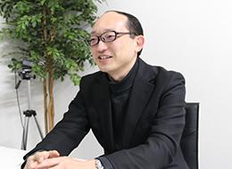 高橋（40歳・サブマネージャ・中途入社11年目）新技術に前向きに取り組んでいます！