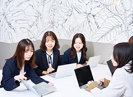 定着率90％以上！ジョブチェンジ制度などであなたらしいキャリアを積み重ねることが出来ます！