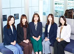 充実した研修体制と整備されたマニュアルにより、未経験の方でも安心してスタートできます。