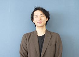 営業本部長補佐・新井／2022年入社