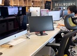 株式会社REALWORKS