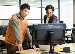 2024年1月に移転したばかり新オフィス！みんな仲良く和気あいあいと働いております！