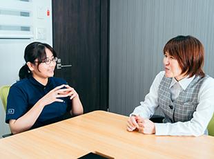 男性も女性も幅広い方が活躍中です♪