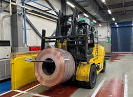 フォークリフトオペレーター*1年目月収35万8,000円実績有*月給25万円～＋賞与年2回*有給消化83.8%