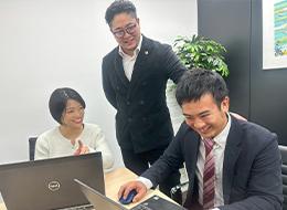 「普段から社員とコミュニケーションを取るように意識し、気軽に話せる関係性を築いています！」（代表）