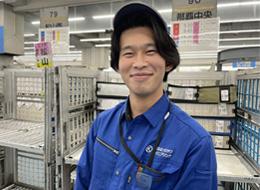 仕分けスタッフ【羽田空港勤務】/未経験・フリーター歓迎/月収28.1万円可/残業ほぼなし/有休取得率83.8％