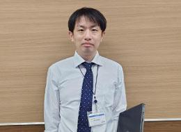 ヘルプデスク｜浜松勤務｜U・Iターン歓迎｜未経験OK｜転勤なし｜月給28万円～＆基本定時退社｜年休120日以上