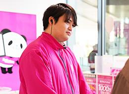 楽天モバイルの店長候補★最短1年で昇格／残業月10h／賞与年2回＋インセンティブ／年収466万円実績あり