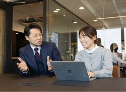 PG/実務経験1年以上歓迎/住宅手当/代表との月1面談/賞与年3ヶ月分実績/新規事業も挑戦可/残業月10h