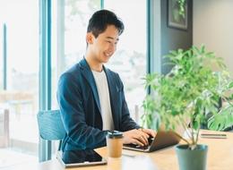 開発エンジニア（開発経験3年程度／若手歓迎）＊前職給与保証＊残業月10h以下