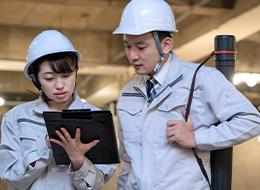 施工管理（電気通信工事）｜月給33.3～66.6万円｜本社勤務｜土日祝｜年休120日以上｜残業少なめ｜手当充実