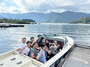 個性豊かなメンバーたちが、夢の実現に向けて頑張ってます！