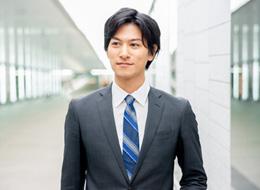 入社数年で年収1000万円を超える先輩も多数在籍しています！