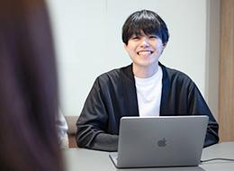 Web系総合職★未経験OK★定着率95%★面接1回★年間休日125日以上★転勤なし★10ヶ月オーダーメイド研修