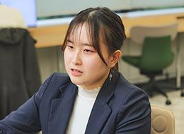 多様なバックグラウンドを持つメンバーが活躍中。