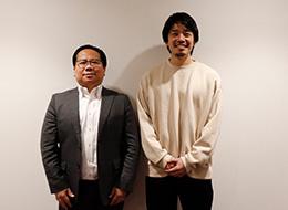 英語に抵抗がなければOK。翻訳ツールなどを活用して柔軟に対応しています。