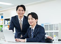 客先常駐とは違い、自社で腰を据えてじっくり成長できる環境が魅力です。