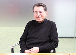 取締役会長　阿部 一志　